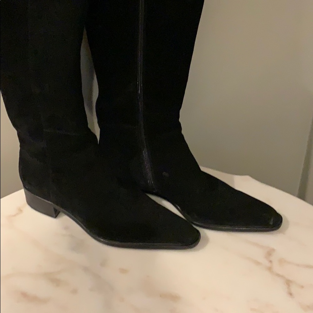 Suede riding boots